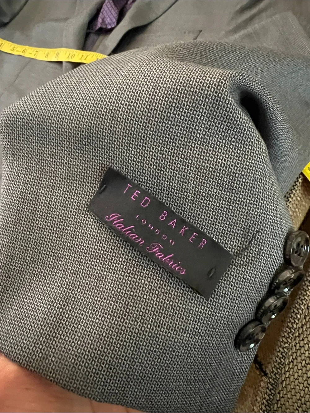Ted Baker Gray Sport Coat with Purple Patterned Lining 100% wool size 38R